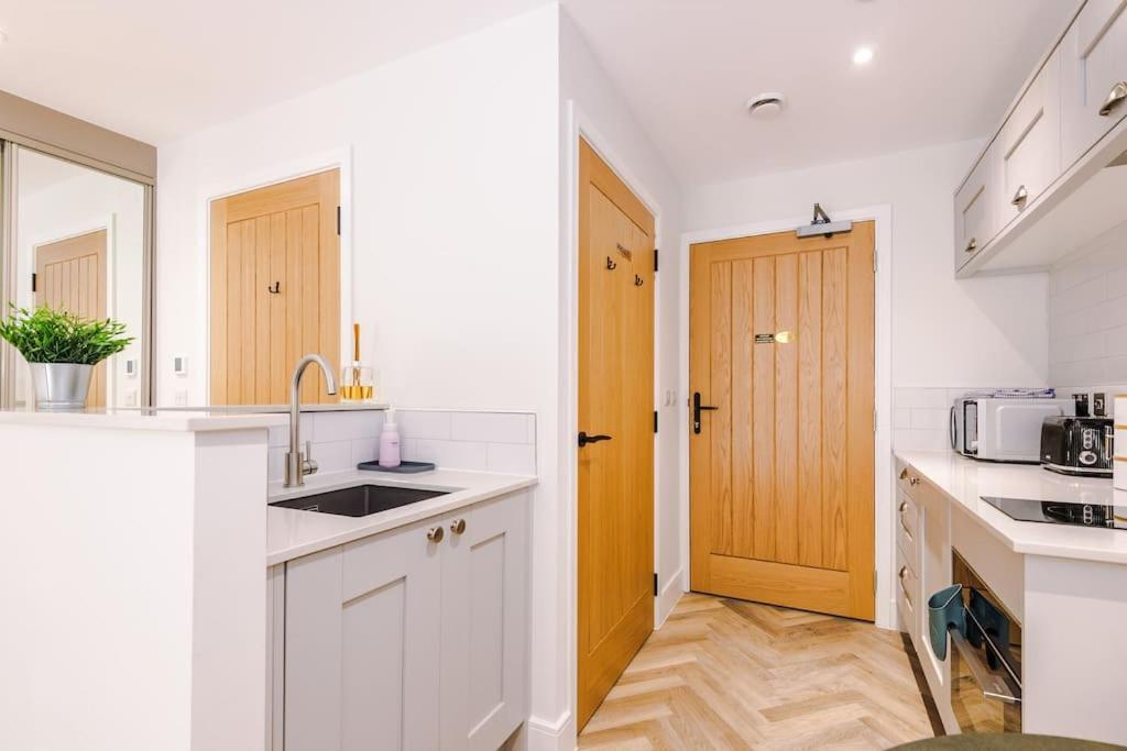 Rock Mill Apartment *