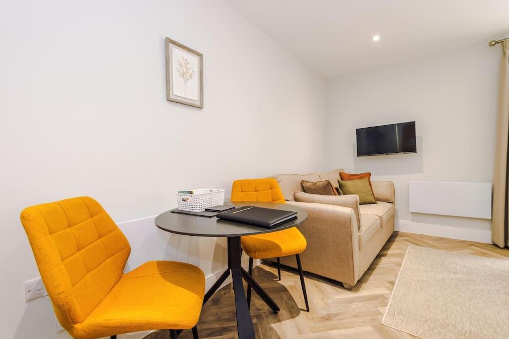 Apartment Rock Mill Stony Middleton