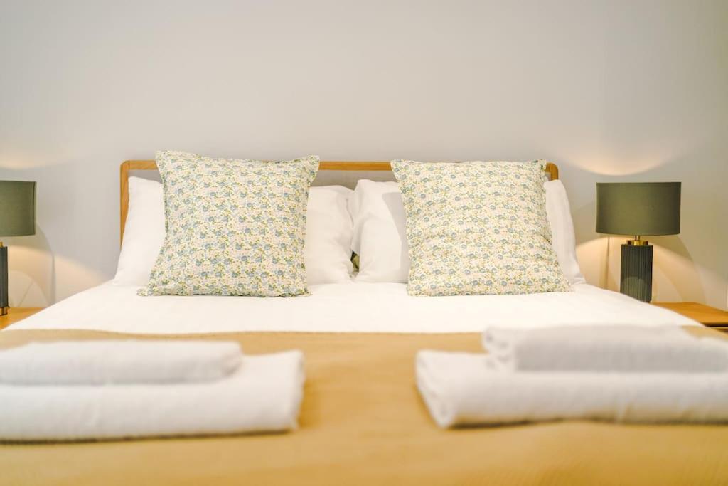 Rock Mill Apartment *